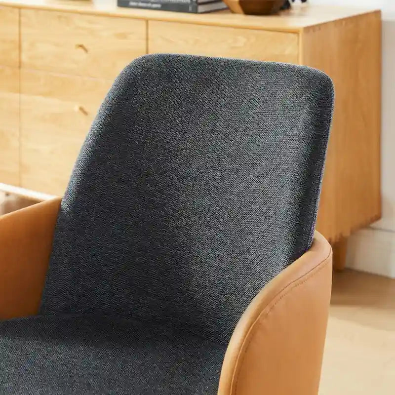 Moderner Drehstuhl im Mid-Century-Stil mit mehrteiliger Polsterung